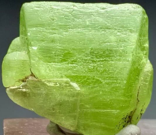Lets learn about the mining and formation of Peridot Crystals From Pakistan!