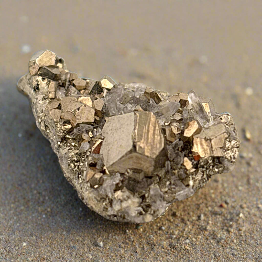 Pyrite & Quartz Specimen, Brazil, 6.56gr, 31x21x13mm