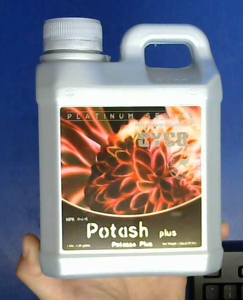 CLOSEOUT CYCO Potash Plus, Liquid Nutrient for Hydroponic Plants, 0-4-6, 1 Liter
