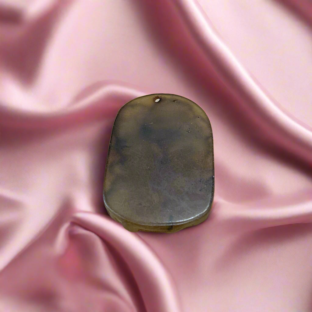 Brown Jade Dragon Pendant, 20.83gr, 47x30x7mm