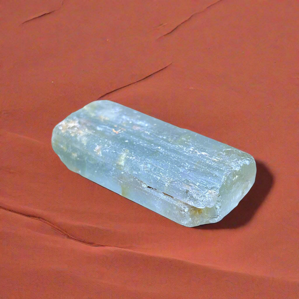 Madagascar Aquamarine Crystal for Cabochon work, 129.15ct, 42x22x12mm