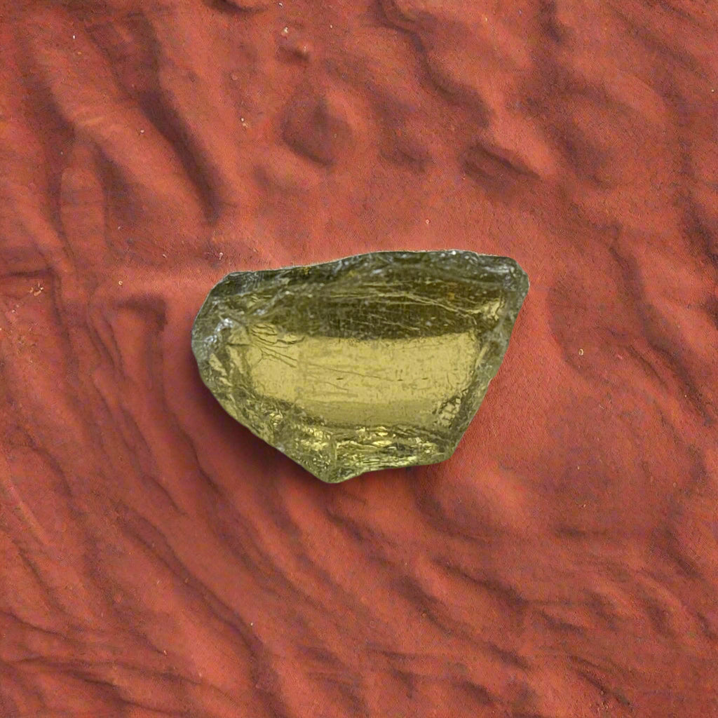 Apatite Gem Rough, Nigeria, 54.79ct, 28x17x12mm