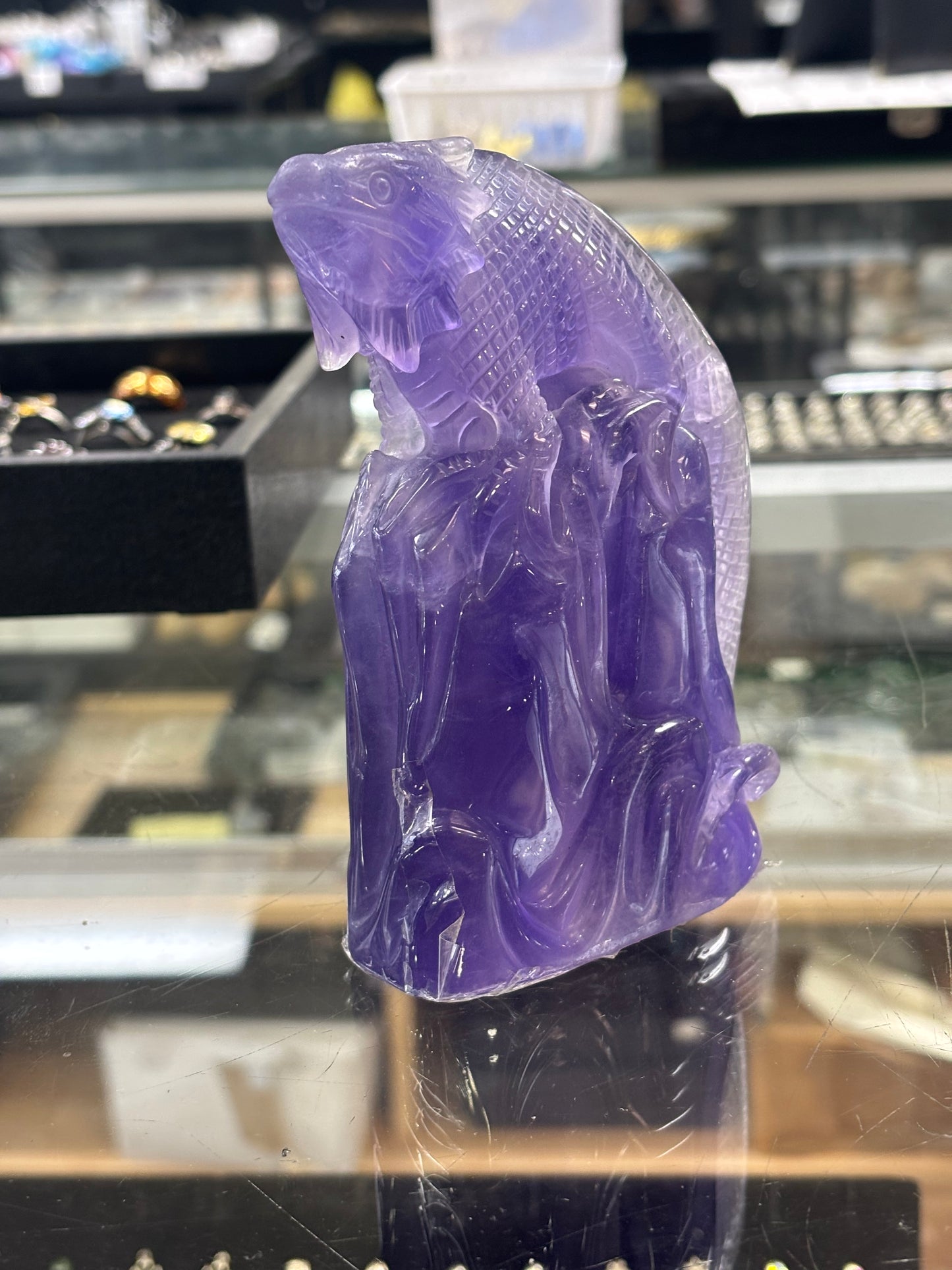 Hand Carved Purple Flourite Iguana, 10x3x13cm, 761gr, Morocco