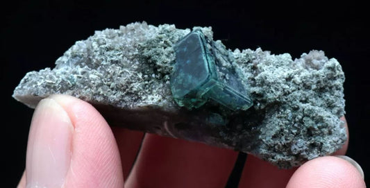 So what is Green Blue Fluorite, how does it form?