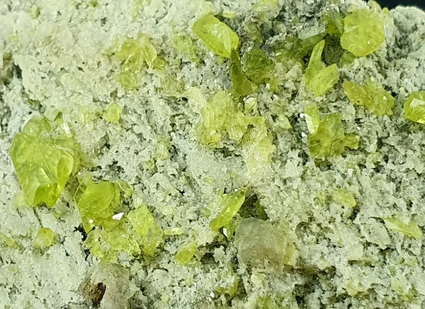 Green Titanite Sphene Bunch Specimen From Pakistan. What is it and where is it from?