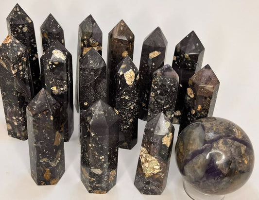 What is Sugilite stone? Let's learn all about it and how it forms!