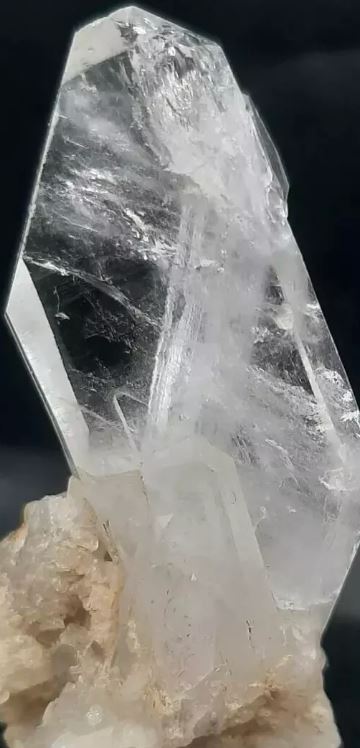 Let me introduce Faden Quartz Crystals From Balochistan Pakistan! How do they form and what's their story!