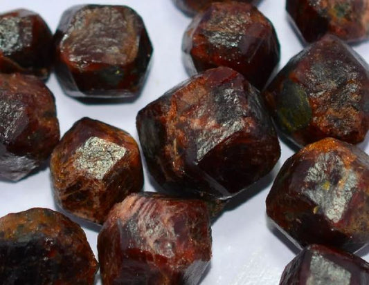 Heard of Red Almandine Garnet Crystals Specimens? No? Lets learn how it forms and where it's found!