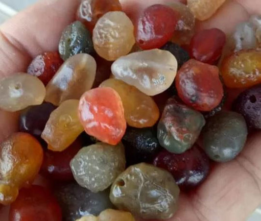 Multi Colored Gobi Desert JinMai Agate from China. What is it and how does it form?