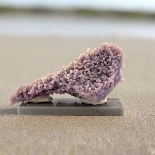 Grape Agate, Indonesia, 164.39gr, 11x5x5.5cm