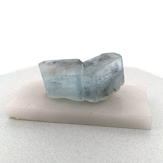 Aquamarine with Mica, Pakistan, 464.1ct, 86x40x25mm