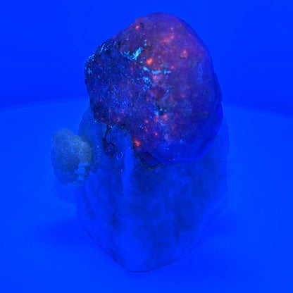 Fluorescent Hackmanite & Calcite on Quartz, Pakistan, 149.58gr
