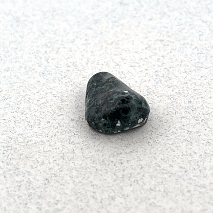 Free Form Michigan Greenstone Cabochon, 6.09ct 13x10x6mm