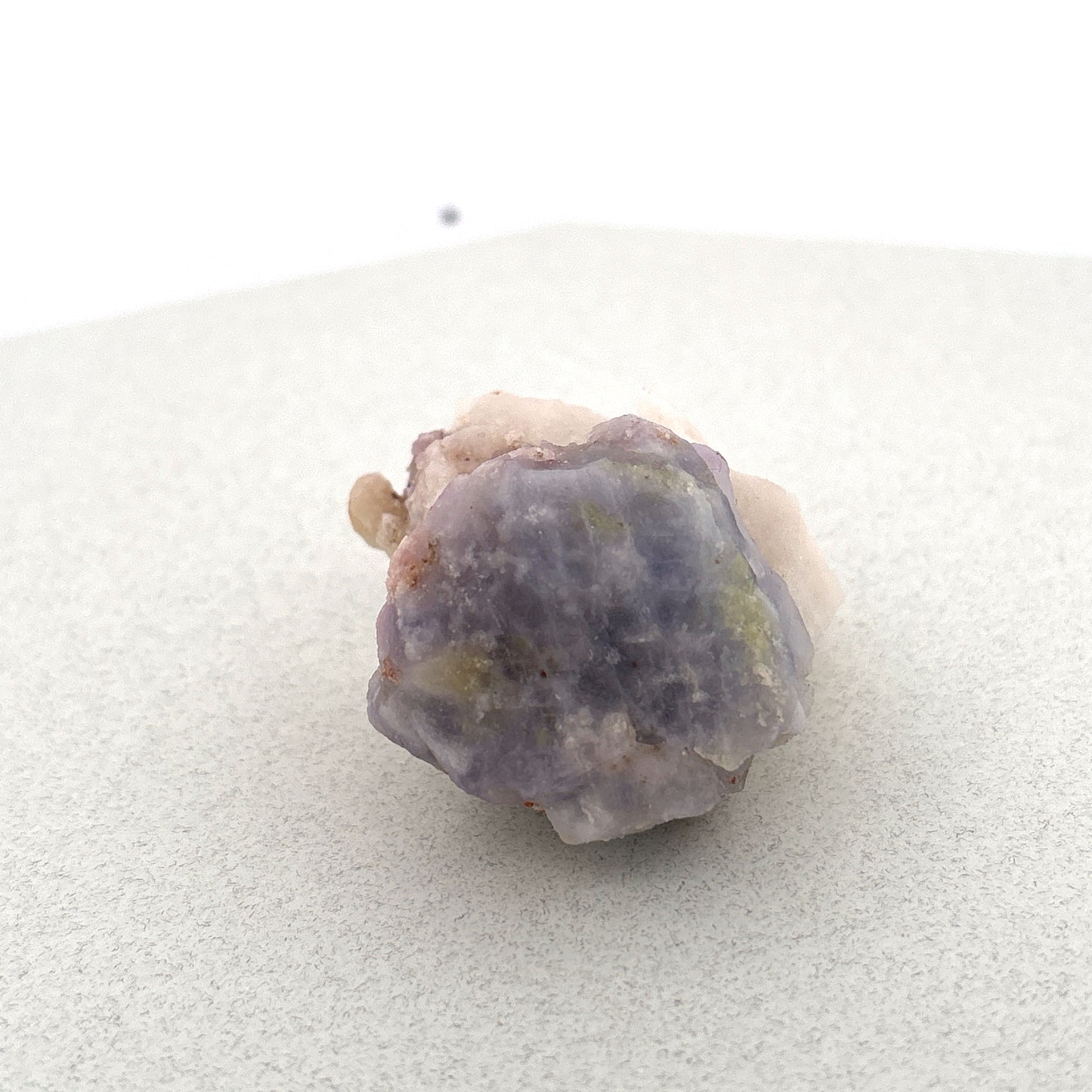 Fluorescent Hackmanite on Quartz, Pakistan, 51.64gr, 45x43x25mm