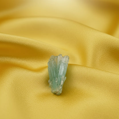 Tourmaline Cluster, Pakistan, 3.33gr, 32x13x8.5mm