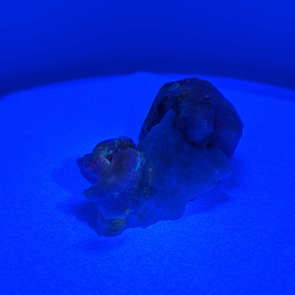 Fluorescent Hackmanite on Quartz, Pakistan, 100.09gr