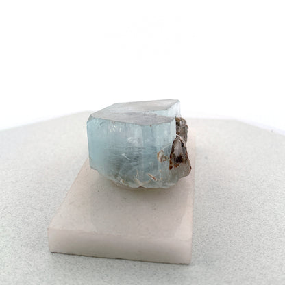 Aquamarine with Mica, Pakistan, 464.1ct, 86x40x25mm