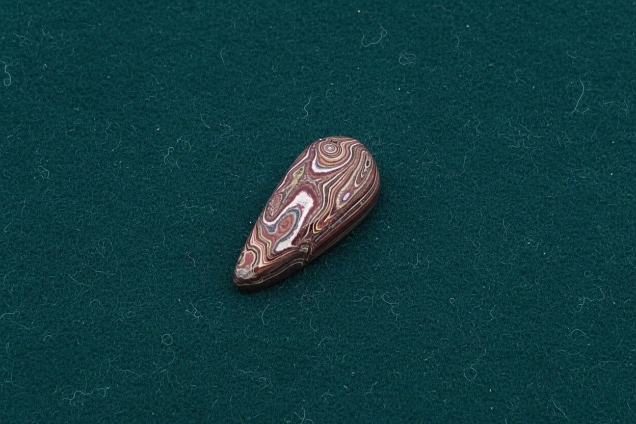 Corvettite Free From, 3.94ct, 25x11x4mm "Fordite" Bowling Green, KY, USA