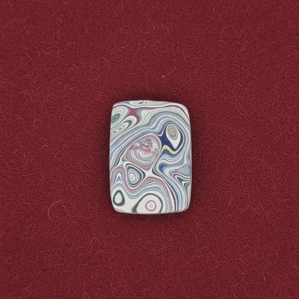Heil Garbage Truck Fordite Free Form Caboceon, Heil (Milwaukee, WI) 22x16x3mm, 6.38ct
