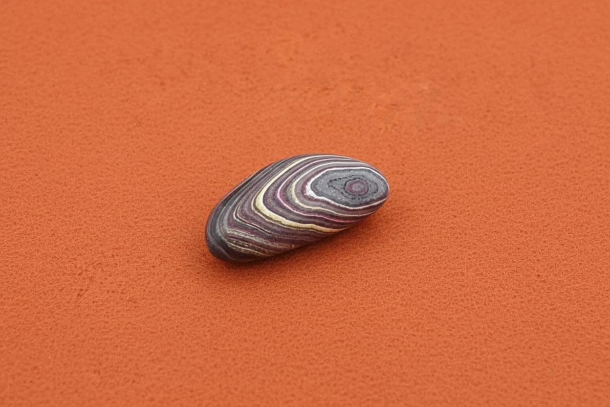 Corvettite Free From, 5.71ct, 24x11x5mm "Fordite" Bowling Green, KY, USA