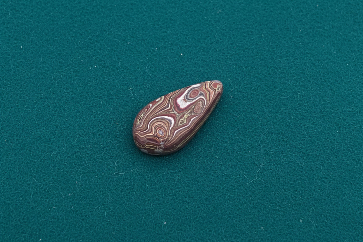 Corvettite Free From, 3.94ct, 25x11x4mm "Fordite" Bowling Green, KY, USA
