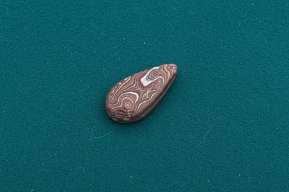 Corvettite Free From, 3.94ct, 25x11x4mm "Fordite" Bowling Green, KY, USA