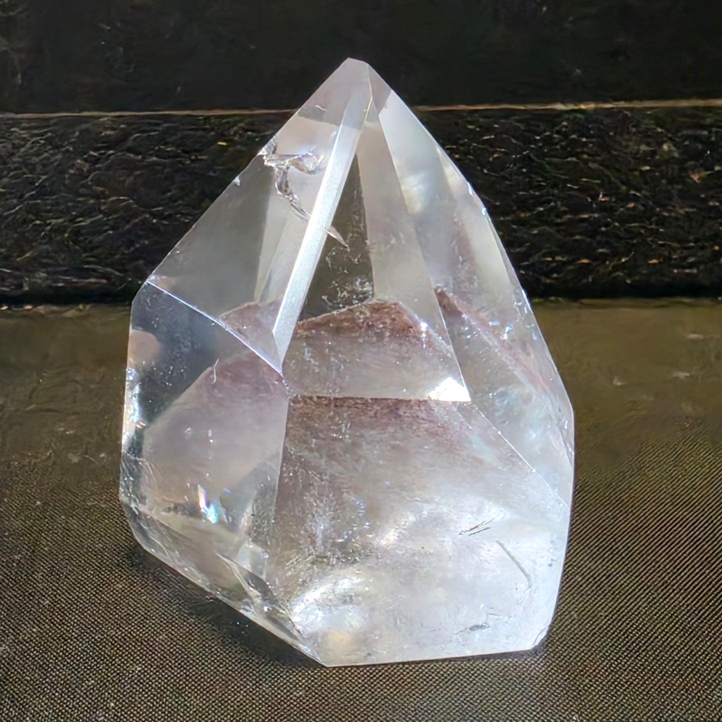 Natural Quatz Phantom, Uruguay, Polished faces, 104gr, 47x31x50mm