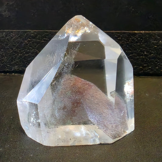 Natural Quatz Phantom, Uruguay, Polished faces, 104gr, 47x31x50mm