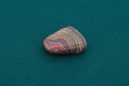 Corvettite Free From, 17.4ct, 27x23x7mm "Fordite" Bowling Green, KY, USA