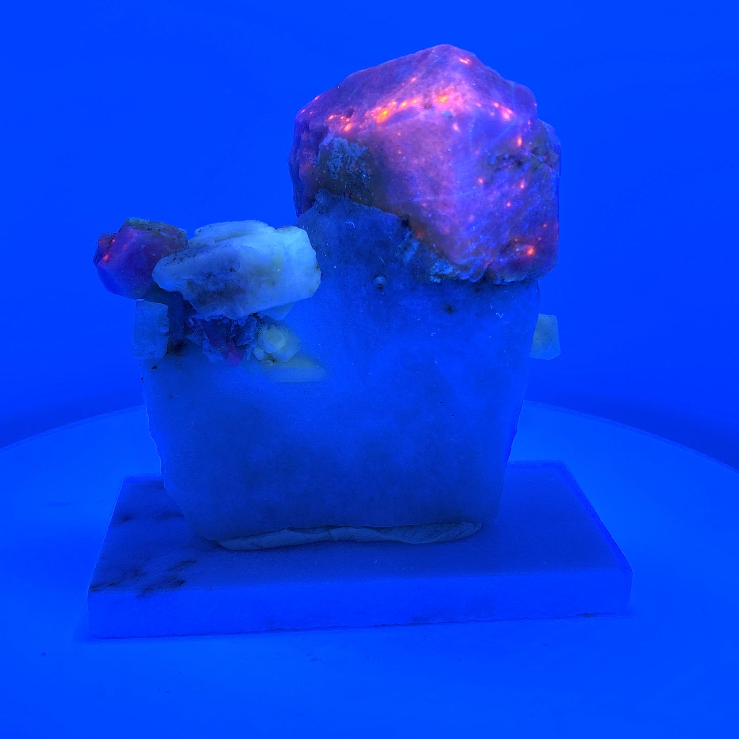 Fluorescent Hackmanite & Calcite on Quartz, Pakistan, 183.74gr