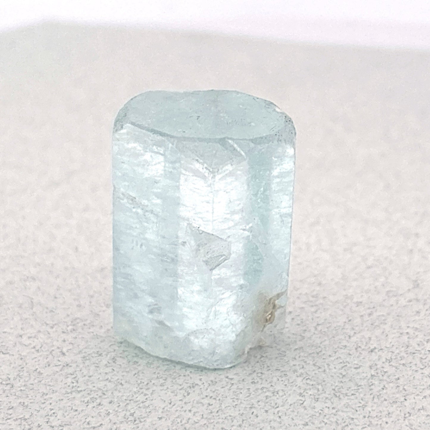 Aquamarine Crystal, Pakistan, 12.7gr, 27x14x18mm
