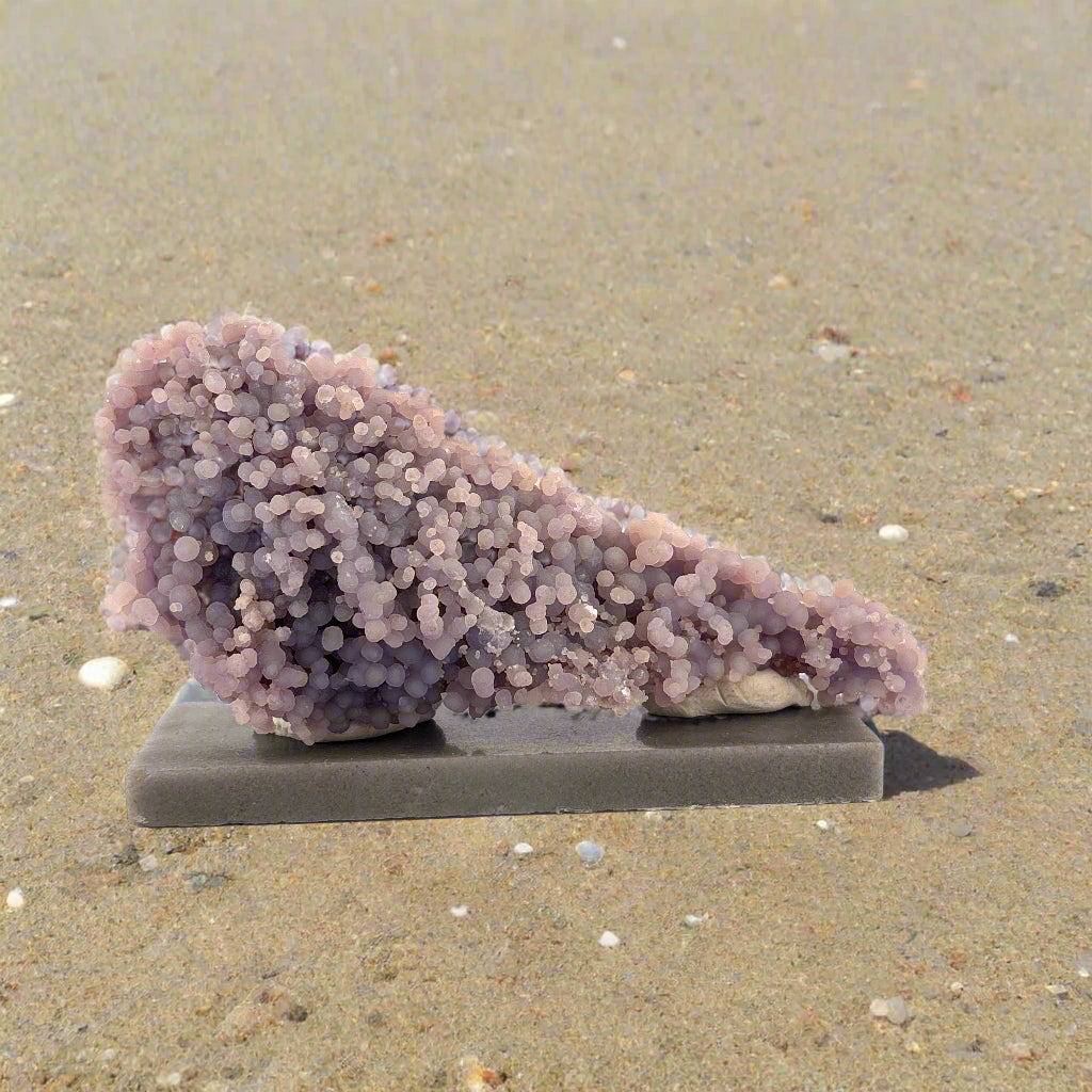 Grape Agate, Indonesia, 164.39gr, 11x5x5.5cm