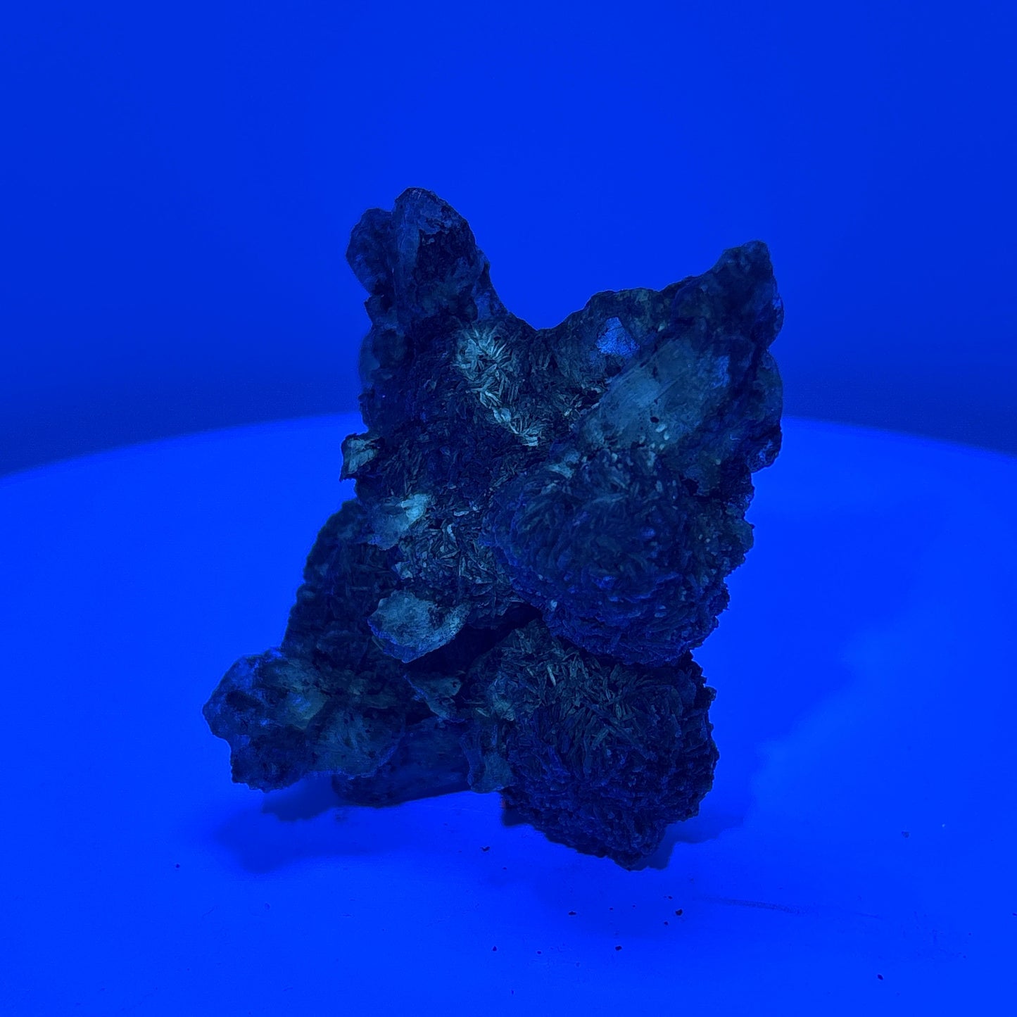 Fluorescent Selenite, Wyoming, USA, 153gr, 9x8x6cm