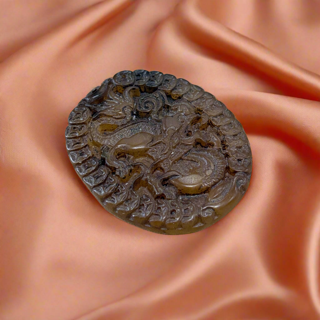Dark Orange Jade Dragon, 24.89gr, 51x43x7mm