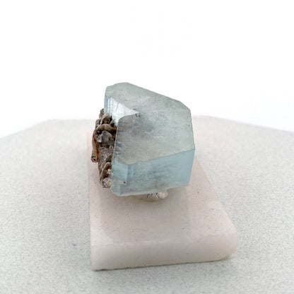 Aquamarine with Mica, Pakistan, 464.1ct, 86x40x25mm