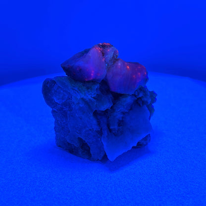 Fluorescent Hackmanite & Calcite on Quartz, Pakistan, 120.42gr