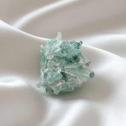 Tourmaline Cluster, Pakistan, 23.79gr, 43x28x24mm