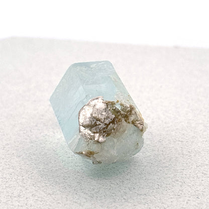 Aquamarine Crystal with Mica, Pakistan, 22.18gr, 33x20x18mm