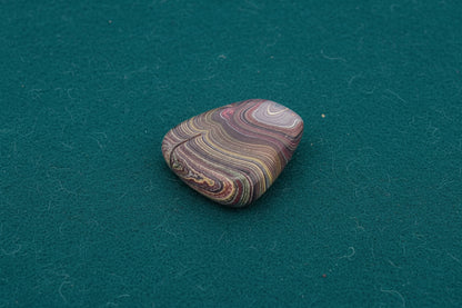 Corvettite Free From, 17.4ct, 27x23x7mm "Fordite" Bowling Green, KY, USA