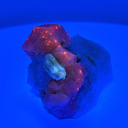 Fluorescent Hackmanite & Calcite on Quartz, Pakistan, 99.19gr