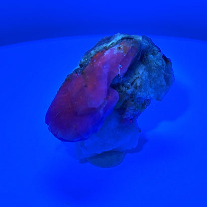 Fluorescent Hackmanite & Calcite on Quartz, Pakistan, 38.95gr