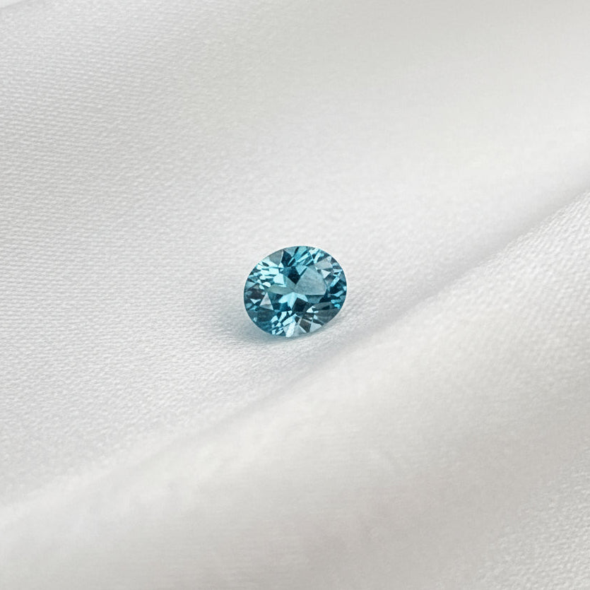 Certified Lab Grown Diamond, 0.97ct, VS2, Fancy Vivid Blue, 6.33 - 6.32 x 3.95mm