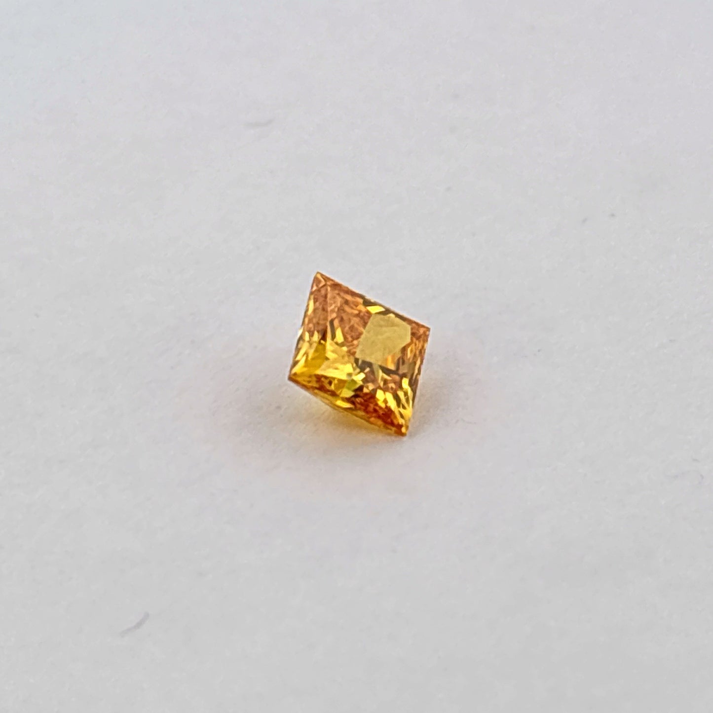 Certified Lab Grown Diamond, 1.58ct, Vivid Orange, SI1, Princess Cut