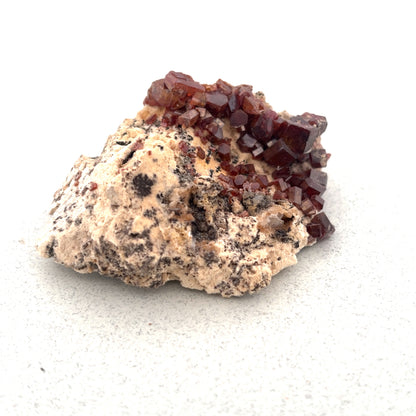 Vanadinite 32.3gr Mibladen, Morocco 5x4x2cm
