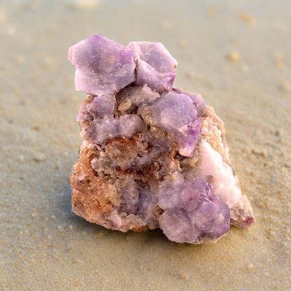 Fluorescent Hackmanite Quartz, Pakistan, 130.50gr