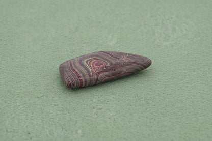 Corvettite Free From, 9.73ct, 33x14x5mm "Fordite" Bowling Green, KY, USA