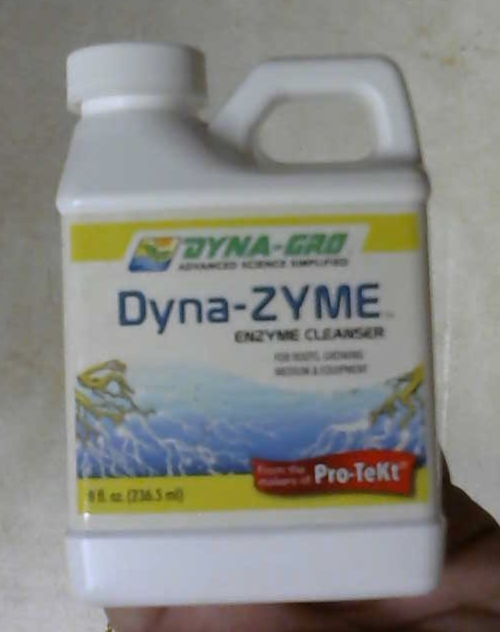Dyna-Gro Dyna-Zyme Enzyme Cleanser 8 Oz