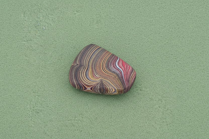 Corvettite Free From, 17.4ct, 27x23x7mm "Fordite" Bowling Green, KY, USA
