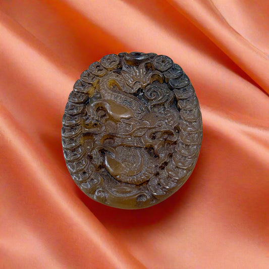 Dark Orange Jade Dragon, 24.89gr, 51x43x7mm
