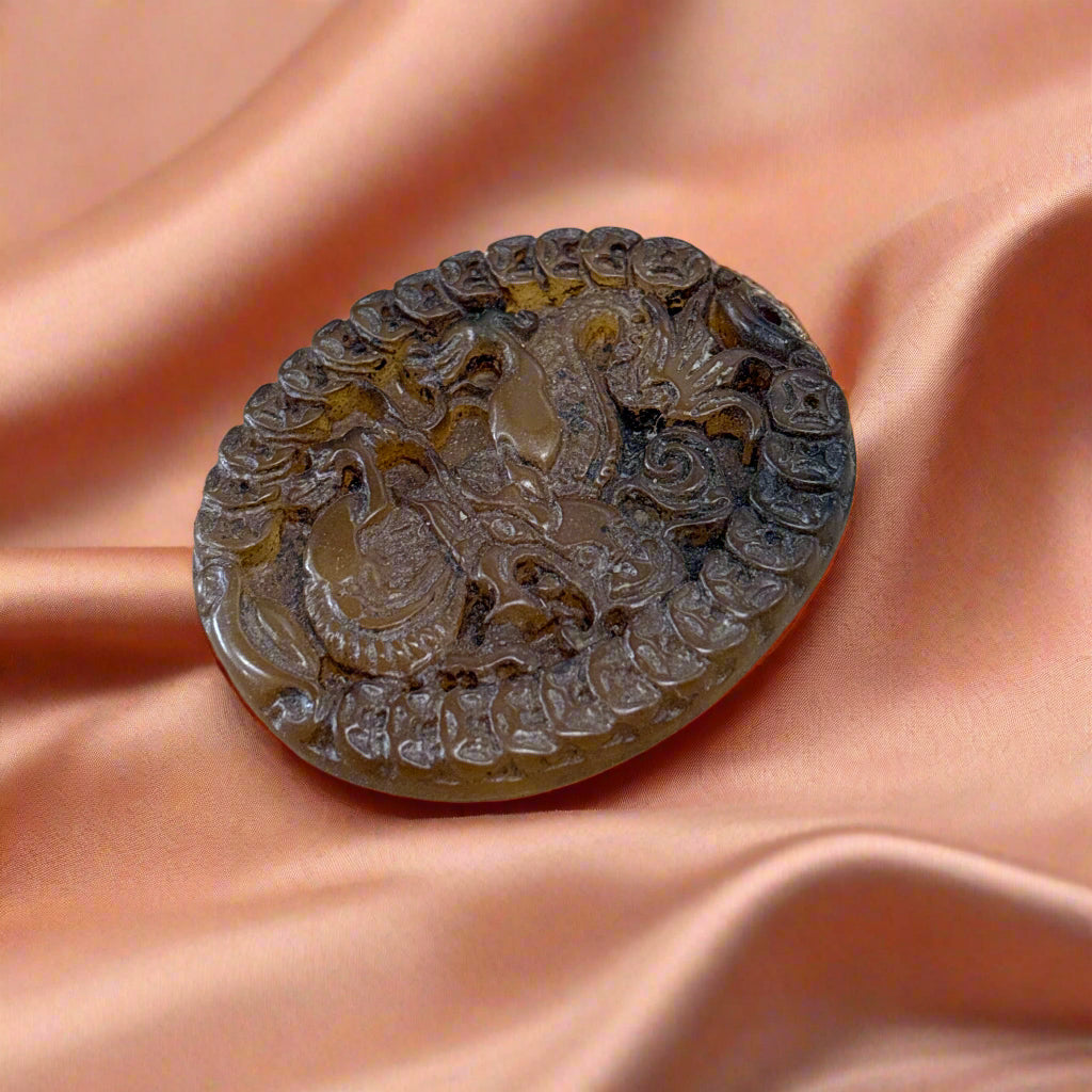 Dark Orange Jade Dragon, 24.89gr, 51x43x7mm
